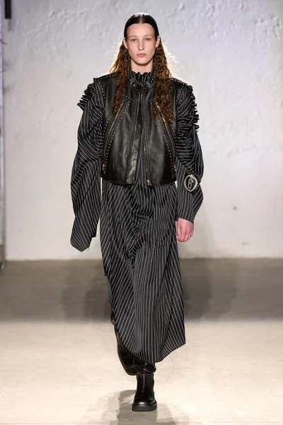 Look 20